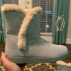 Genuine suede faux fur lining baby blue boots